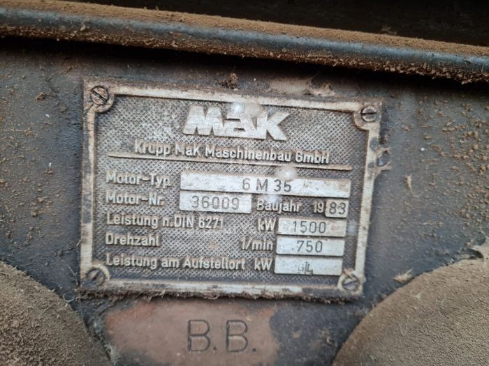 MAK M35 CYLINDER HEADS